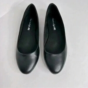 American Eagle Leather Black Flats. Size 9.5